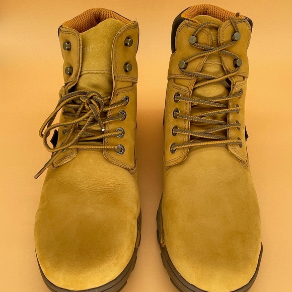 Size 11.5  Wolverine Dublin 6” Men Waterproof Insulated Working Boots - Picture 5 of 5